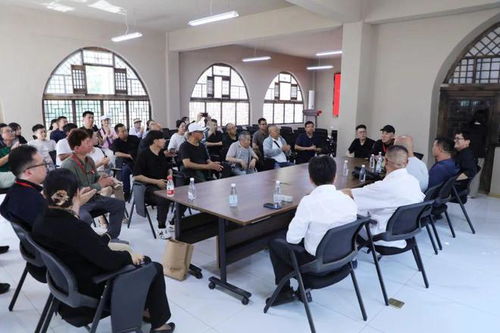 点墨凿刻颂延安——木刻版画在弘扬革命精神中的作用与美术辅导服务