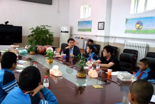 延庆区共青团开展“大手拉小手”六一慰问活动 青春志愿同行，舞蹈辅导服务温暖童心