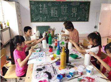 舞动青春，赋能未来 滦平教师创新舞蹈辅导服务